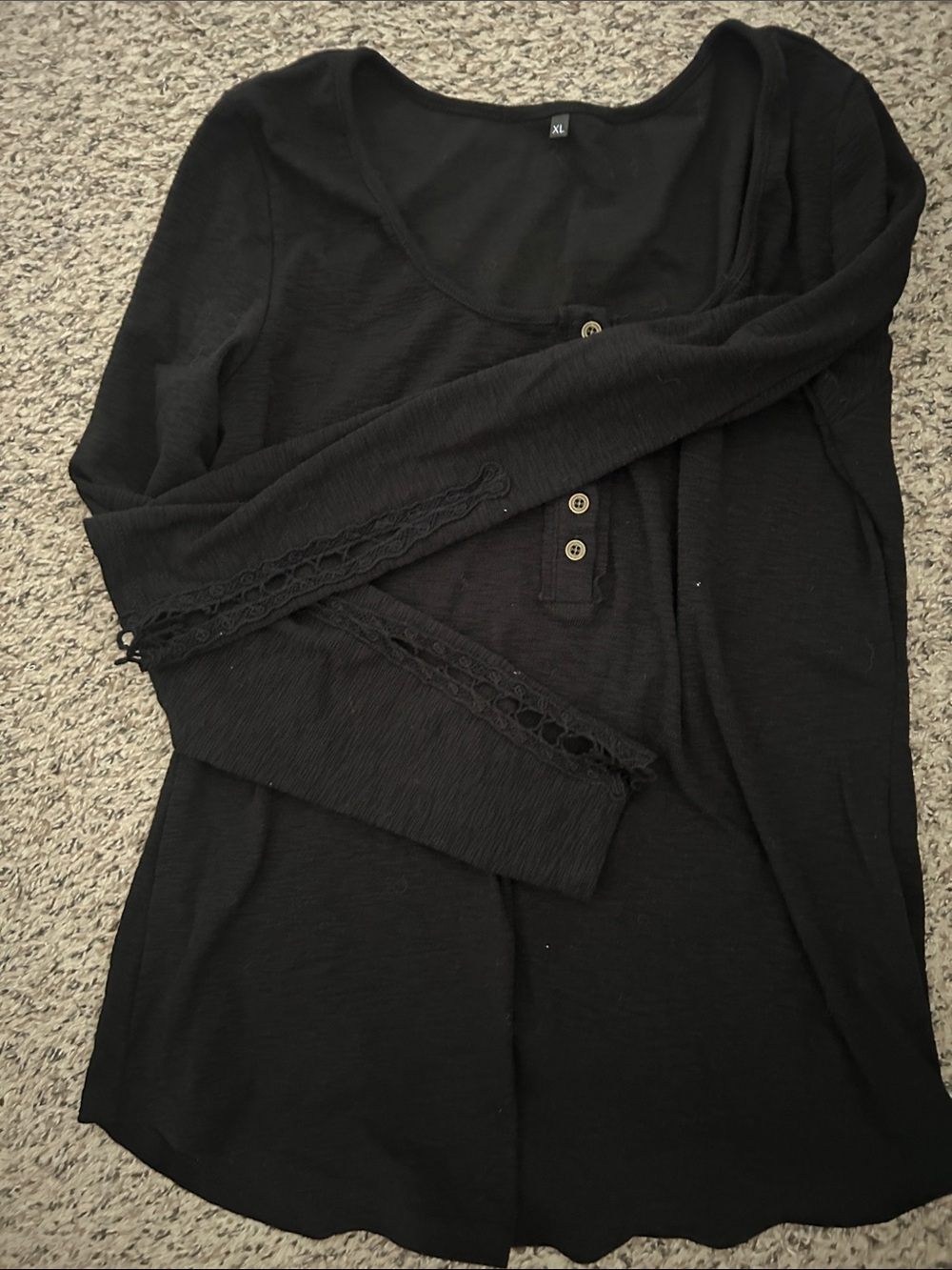 Womens XL Black long sleeve henley top with detail sleeves. Nwot